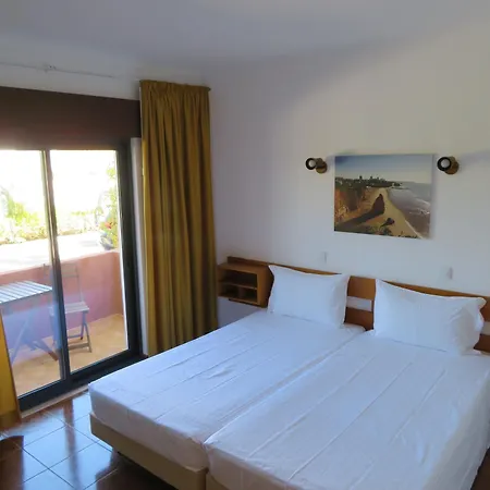 Alcaide מלון פורטימאו