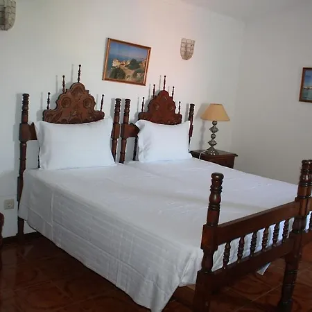 Otel Alcaide 3*