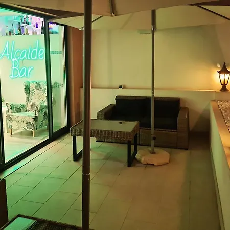 Otel Alcaide 3*