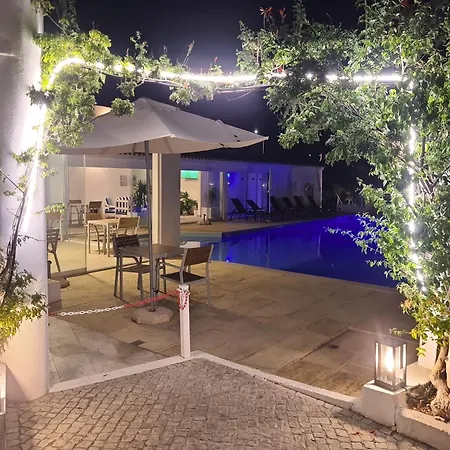 Szálloda Alcaide 3*