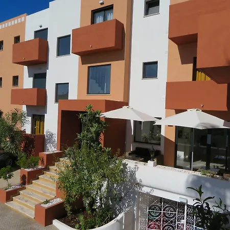 Alcaide מלון פורטימאו