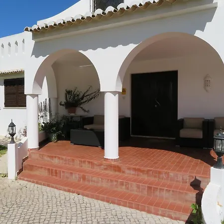 Otel Alcaide 3*