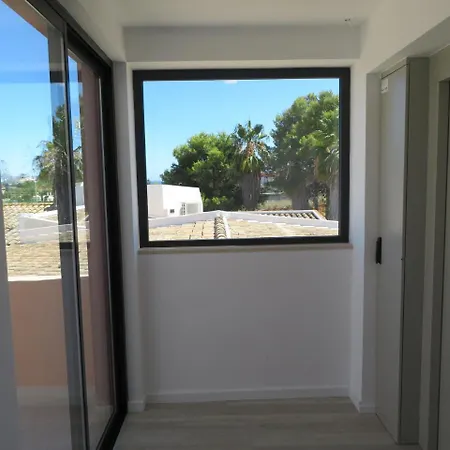 Szálloda Alcaide 3*