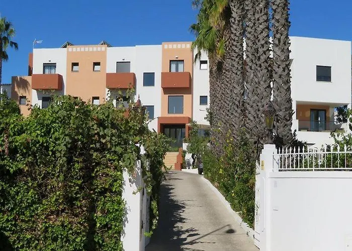 Szálloda Alcaide 3*