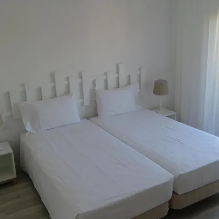Alcaide Hotel