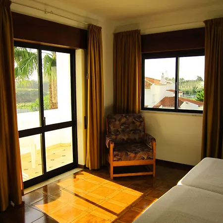 Hotel Alcaide